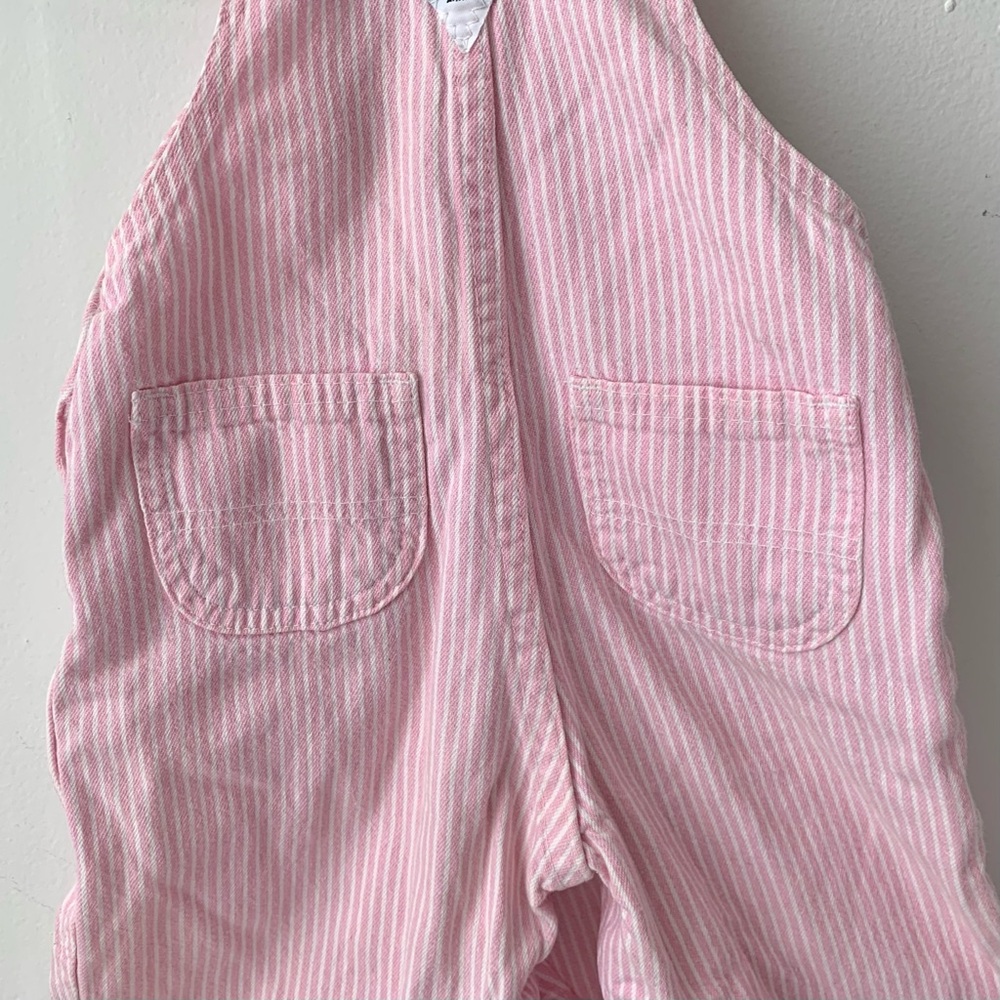SOLD 80s pink pinstriped Oshkosh baby overalls - Picture 5 of 9